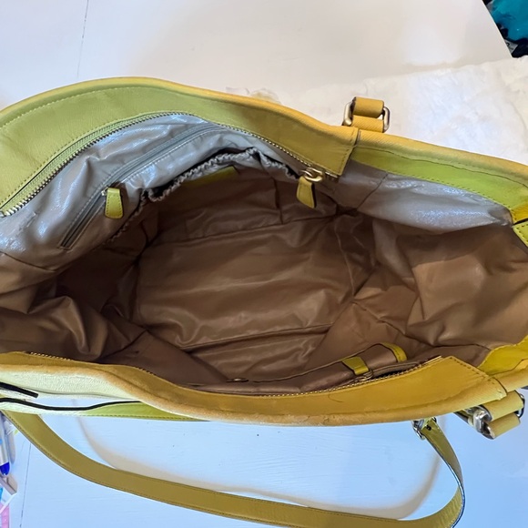COACH-Vibrant‎ Yellow Tote Bag-Fair Condition -PLEASE READ DESCRIPTION - Picture 11 of 16